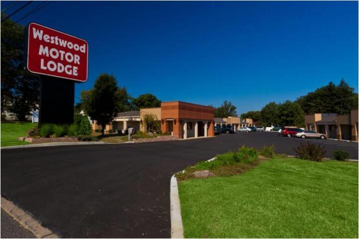 Westwood Motor Lodge Thorofare Exterior photo